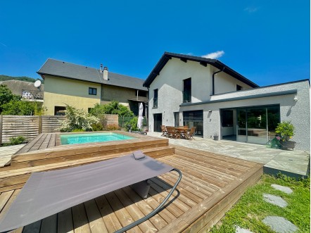 Maison 7 pièces 208 m²